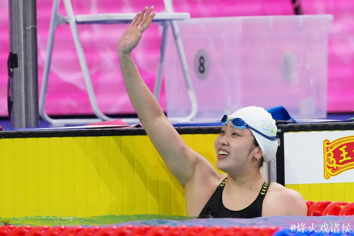 全运会女子50米自由泳：浙江选手吴卿风勇夺冠军